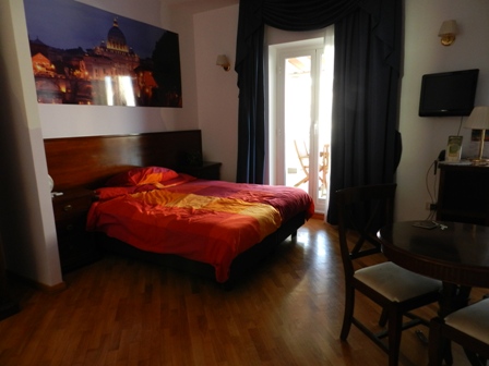 DSCN0492x room at dangelo di san pietro b and b in rome L'Angelo di San Pietro - hotel in Rome near St. Peters