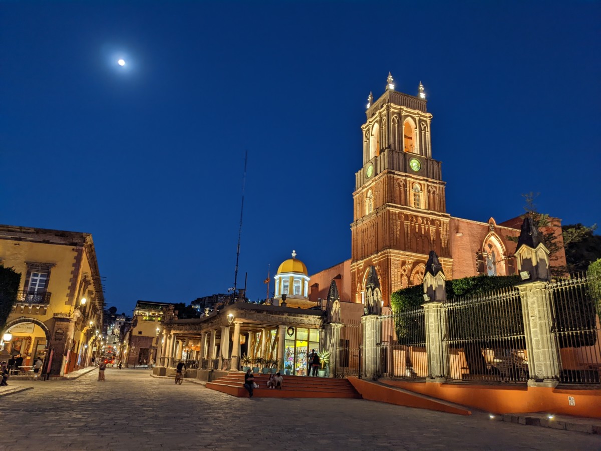 San Miguel des Allende at night